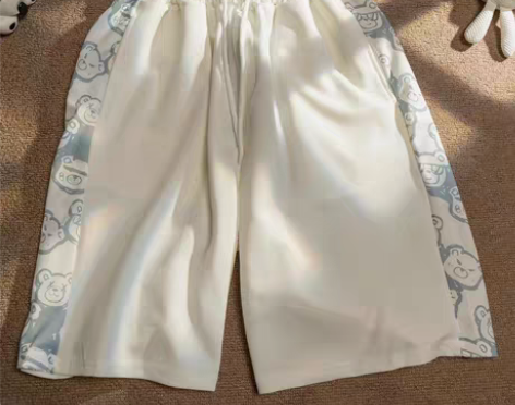 漫拉小句夏季侧印小熊女生冰丝短裤男宽松情侣...