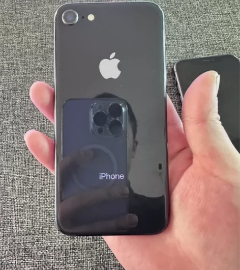 苹果8  64gb电池全新高容最好的那种 ...