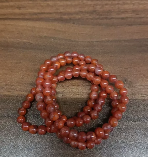 南红飘冰弹力手串 感兴趣的话点“我想要”和...