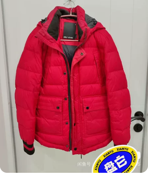 男士羽绒服 ABLE JEANS 尺码偏大...