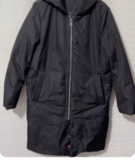 YS 170男士羽绒服 九新，时尚款 肩宽...