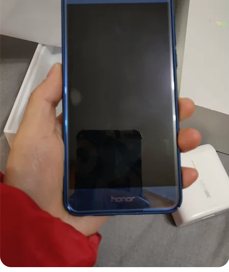 荣耀8，刚刚收拾家才想起来，之前的备用机，...