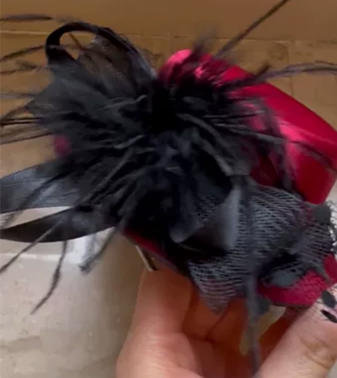 美国购入 红色小礼帽 尺寸见图，几年前万圣...