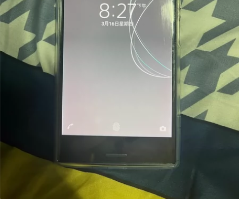 索尼xzp 日版4+64有轻微划痕