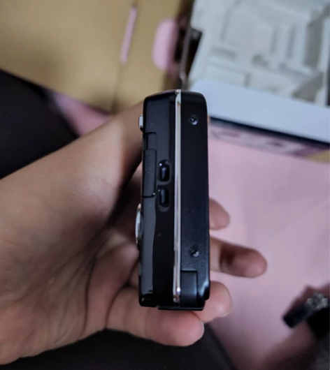 索尼相机 父亲几年前从国外买回来的一直没用...