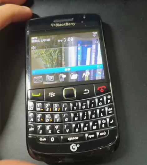 黑莓手机，无前置摄像头不想要了 拍照正常，...