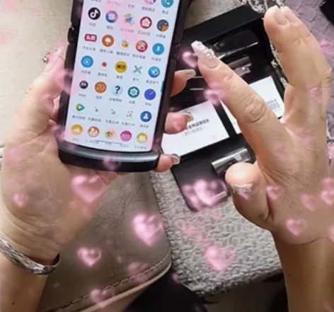 自用摩托罗拉国行5G手机,手机没套过壳有磕...