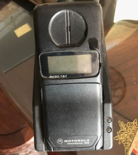 摩托罗拉古董手机,座充电装置。懂得人,入。...