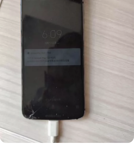 摩托罗拉手机，能开机当废品卖，坏的不读卡，...