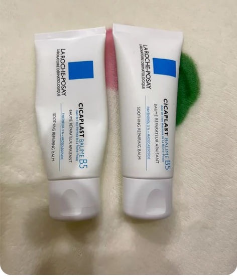 理肤泉b5面霜2支 一支好像没用过，另一个...