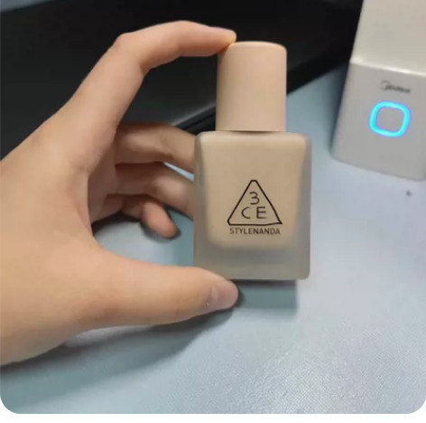 3ce粉底液，正品保真 过生日姐姐送的礼物...
