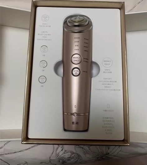 九成新雅萌水光钻美容仪,多功能美容仪,转让...