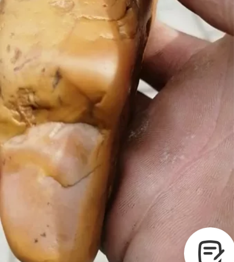 赣江黄蜡石  可切可雕也可做，文房四宝镇纸...