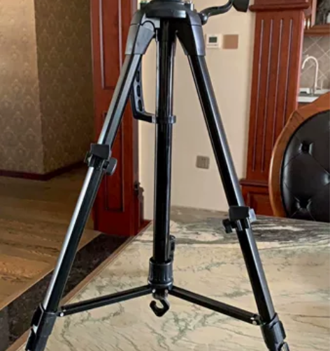 一个画架，联考完不用了，才19.9元，不包...