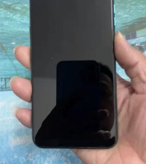 海信F30s配置4+64功能全正常 单机没...