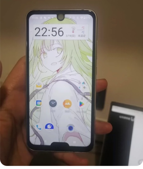 夏普r2c，8成新。 4+64gb，屏幕划...