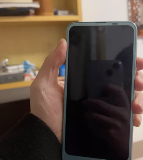 夏普R2最便宜的845懂的来 感兴趣的话点...