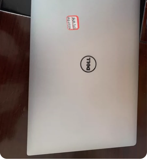 戴尔xps15 9550成色很好，孩子使用...