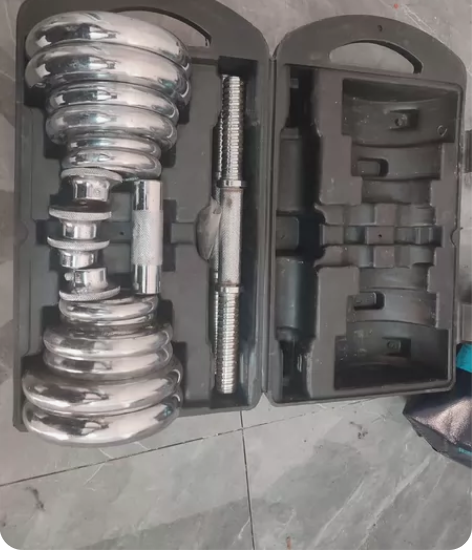 杠铃一套，太原市自提，给钱就出 感兴趣的话...