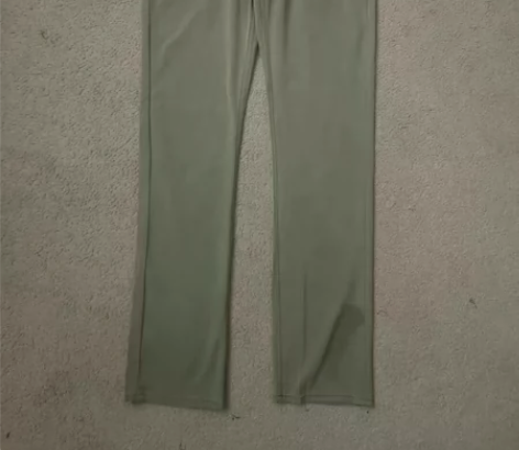 VENTURE 裤子采用 HYPERFRE...