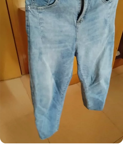 休闲牛仔裤 感兴趣的话点“我想要”和我私聊...