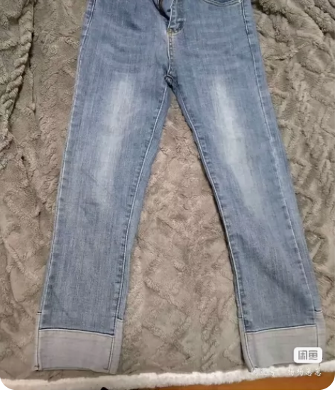 牛仔裤    不是烂牛仔  不脱色  带图...