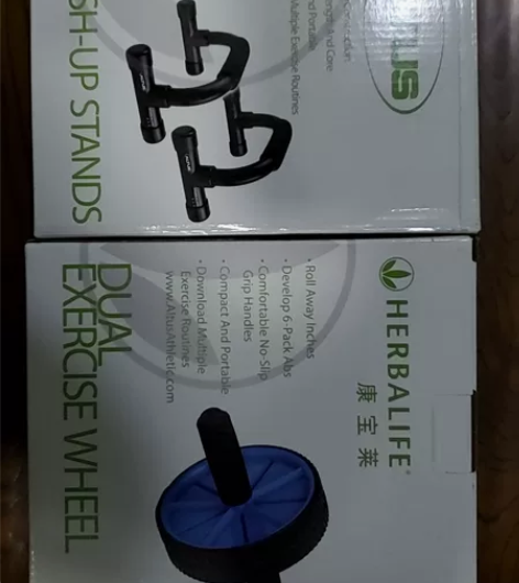 康宝莱健腹轮+俯卧撑支架 感兴趣的话点“我...