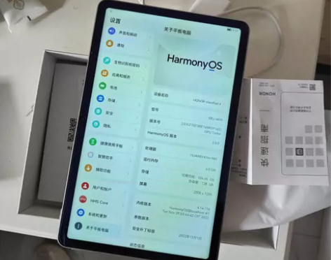 华为荣耀平板v6  6+128g  屏幕无...