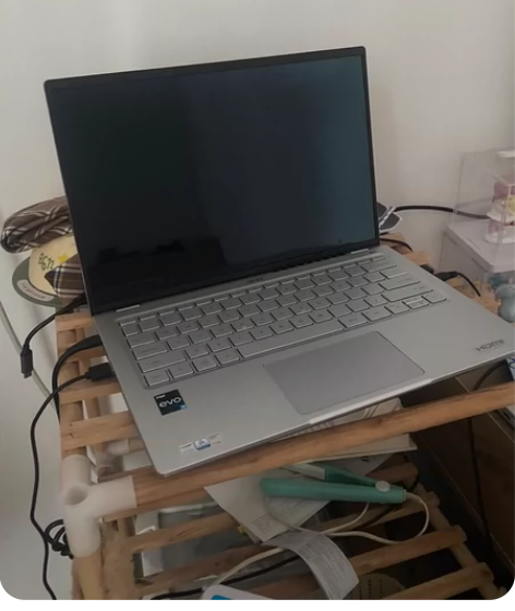 现有九成新宏基笔记本闲置转让，感兴趣的来联...