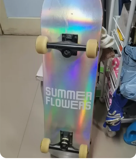 DBH滑板 自换DBH全能轮+轴承,脚感无...