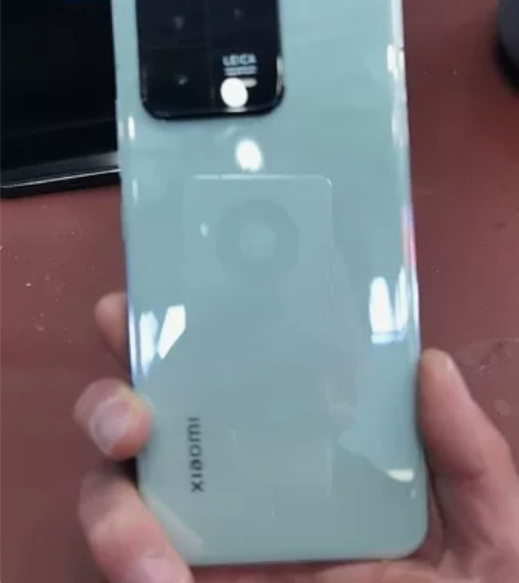 小米13旷野绿色8+256G，无磕碰划痕，...