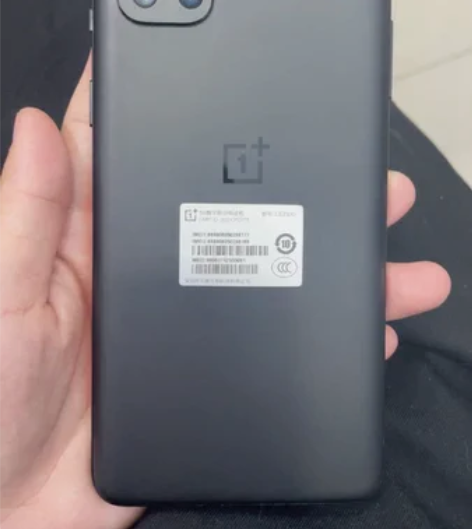 九九新一加9r   8+256大内存，高通...