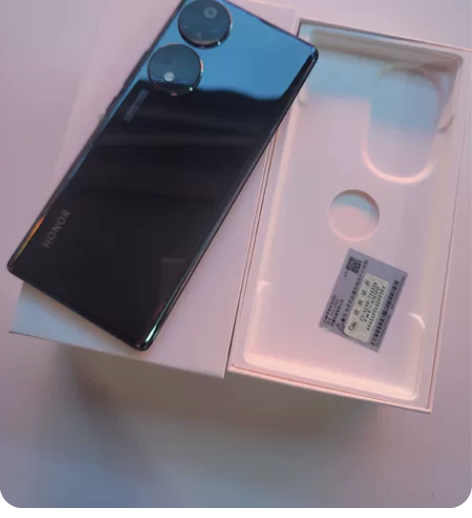 荣耀70，12+256，全套在 2月16号...