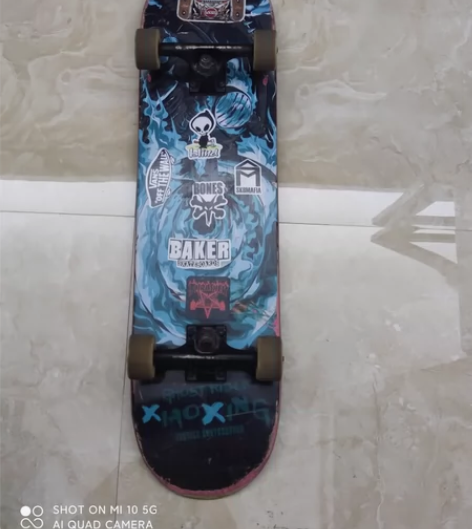 justice专业板滑板 dbh刷街轮 包...