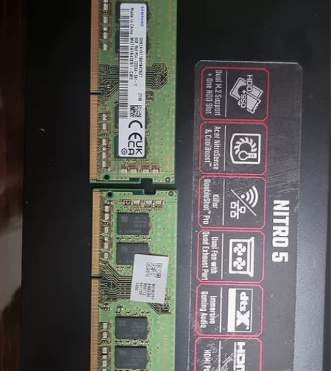自己升级内存换下来的三星ddr4 8G内存...