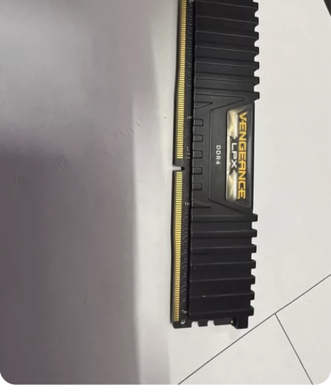 海盗船 LPX DDR4 3000 C16...