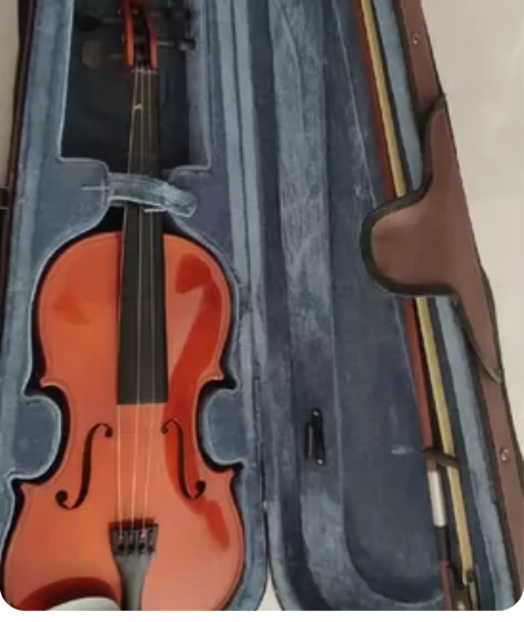小提琴 4/4 不含运费，可以自取在北京朝...
