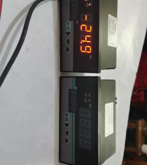 恒远自动化仪表两个！型号HY-DK8000...