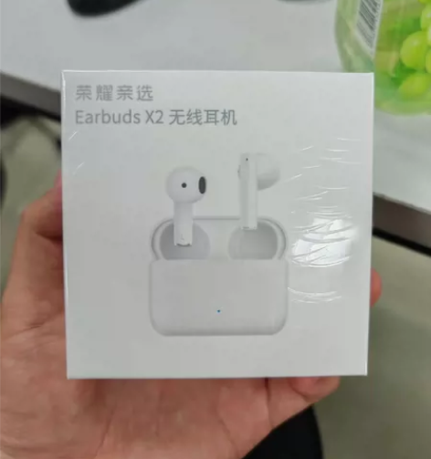 荣耀earbuds x2 买手机送的。全新...