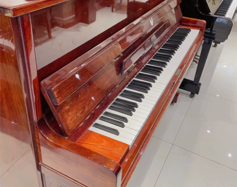 培训中心不做了，处理几台钢琴，3000多元...