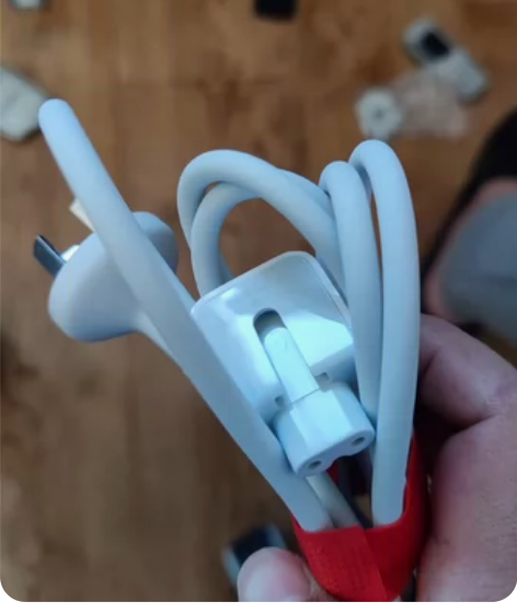 最近收拾家，翻出一条全新国行苹果Mac电脑...