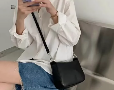 炒火黑色拼接金属环腋下包法棍包欧美街头拉链...