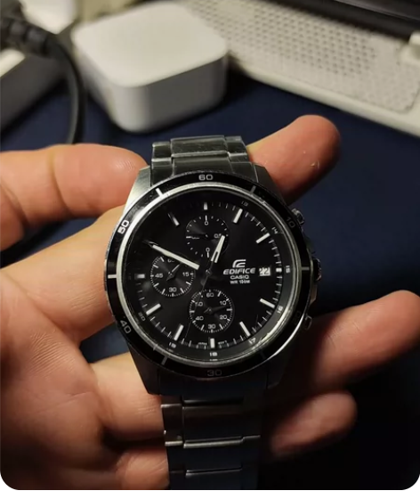 京东上买的正品卡西欧的腕表，换过一颗电子。...