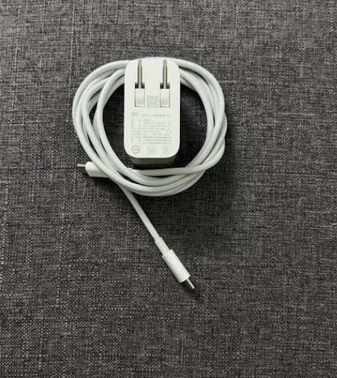 65w小米红米电源适配器 型号 AD651...