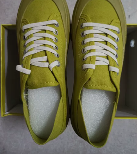 帆布鞋，全新38码，厚底，底很软，很舒服，...