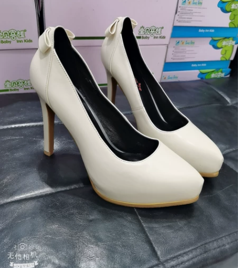 红蜻蜓正品米白色真皮38码 里外全皮女鞋高...