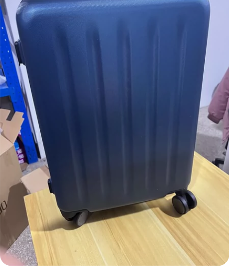 90分旅行箱?极光蓝 内部商品编码：697...