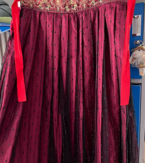 艺缕正品汉服 M码 上身个位数 运费可协商...