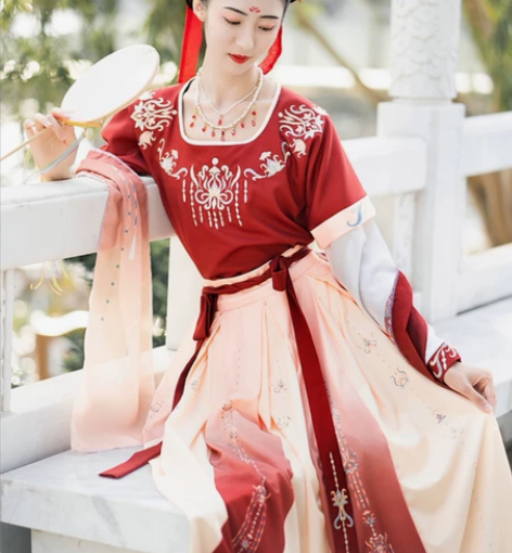 珍缕 千禧寻汉服女春季唐制坦 夏季齐腰半臂...