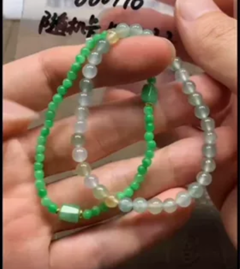 柠檬甜翡翠 9月29日场 阳绿色珠串 马卡...